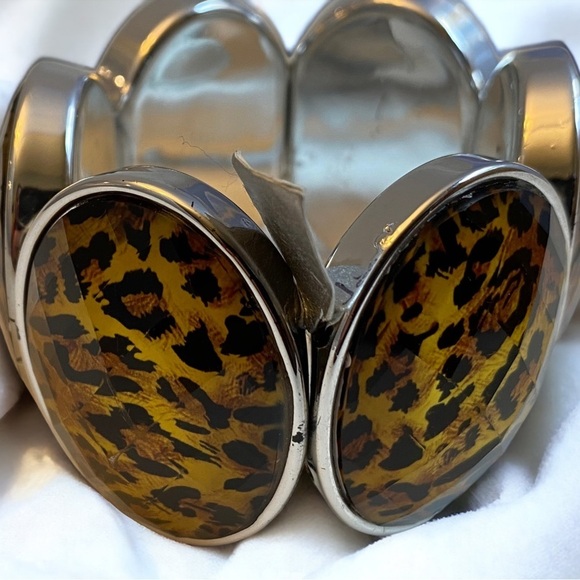 nOir leopard print bracelet - Picture 2 of 6